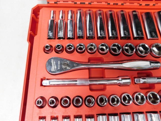 Milwaukee 56pc 3/8" Drive Socket Set SAE/Metric 48-22-9008 gallery