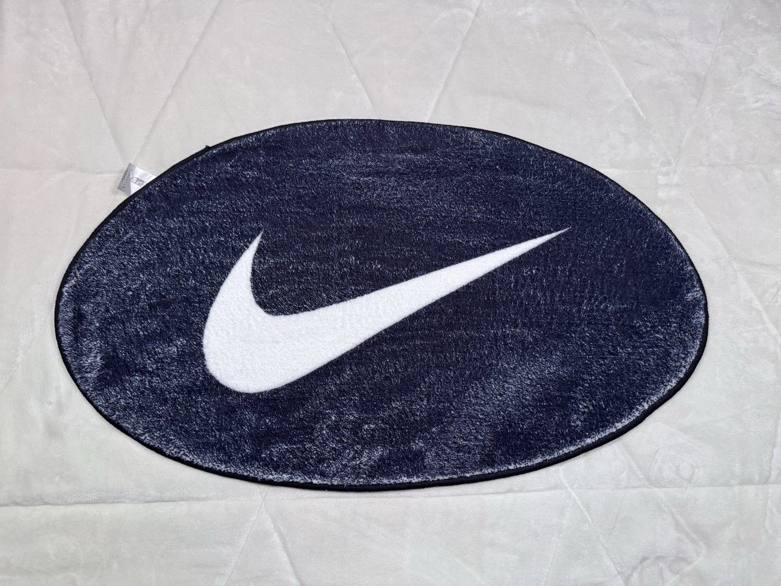 New RugsofLA Nike Oval Black and White Area Rug 18 x 28 in - $115 Retail gallery