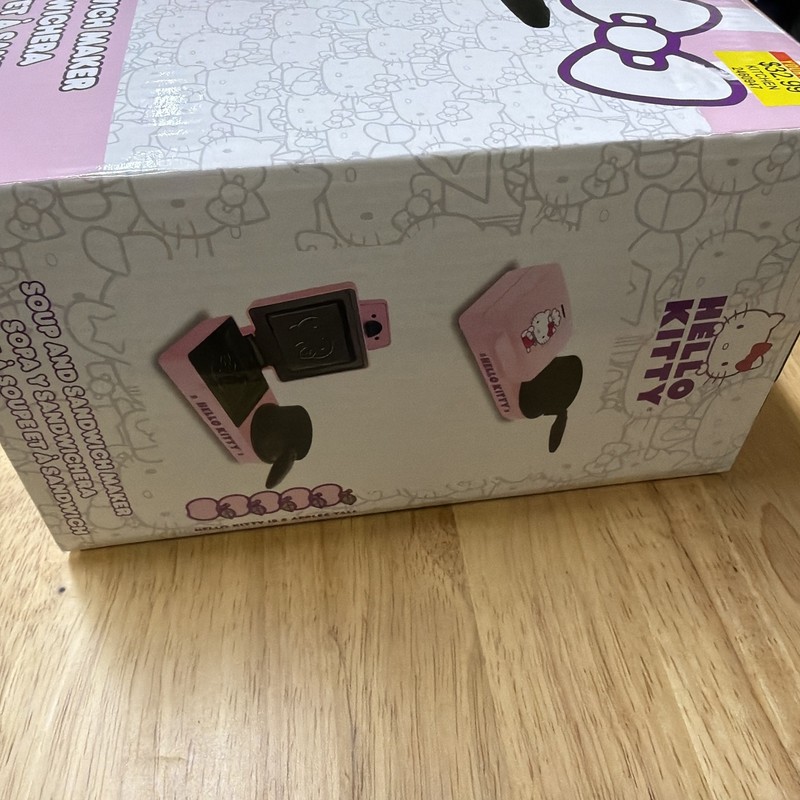 Hello Kitty Soup & Sandwich Maker Compact Lightweight Uncanny Brands BRAND NEW gallery