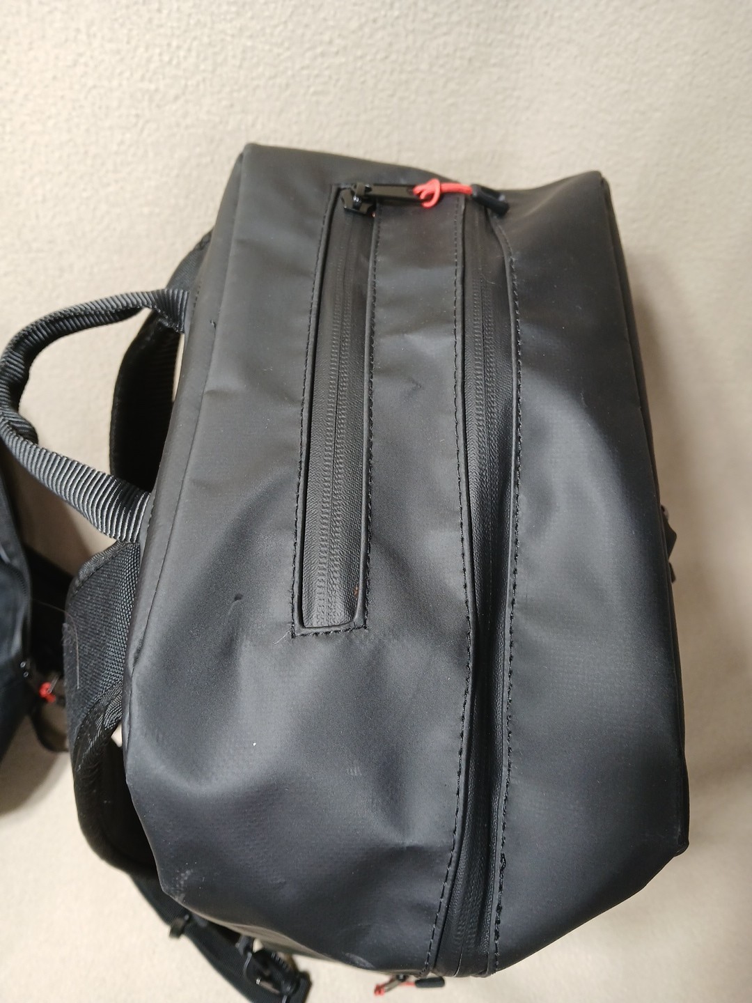 NWT Backpack Kohla Restless 18L Black Multimedia Retractable Straps Waterproof 5