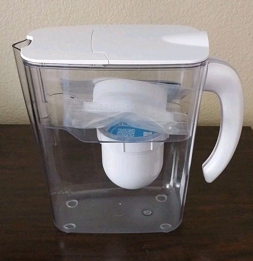 CLEARLY FILTERED Water Pitcher 10 Cups Affinity Filtration (Lid is Detached) gallery