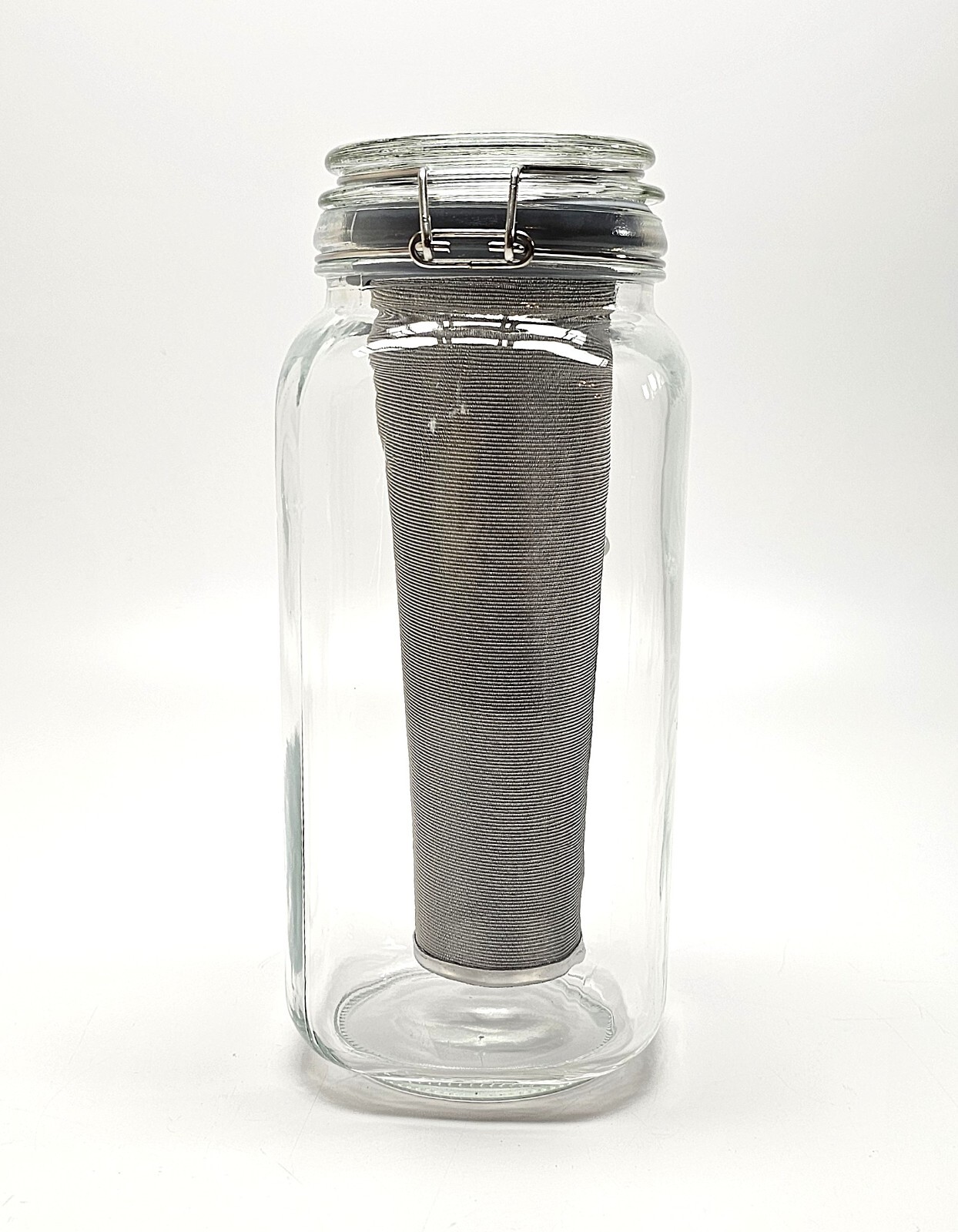 Vintage Look Cold Brew Coffee Maker with Precision-Cut Mesh Filter 71 oz gallery