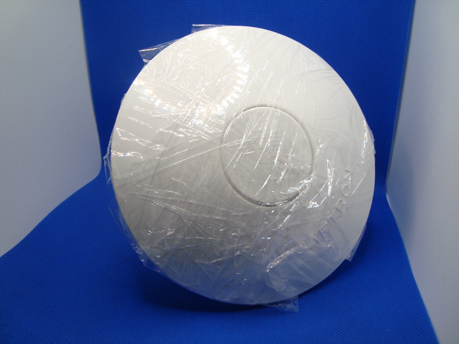 Saftron In Ground Swimming Pool and Spa Handrail Ladder Anchor Cover, White NEW gallery