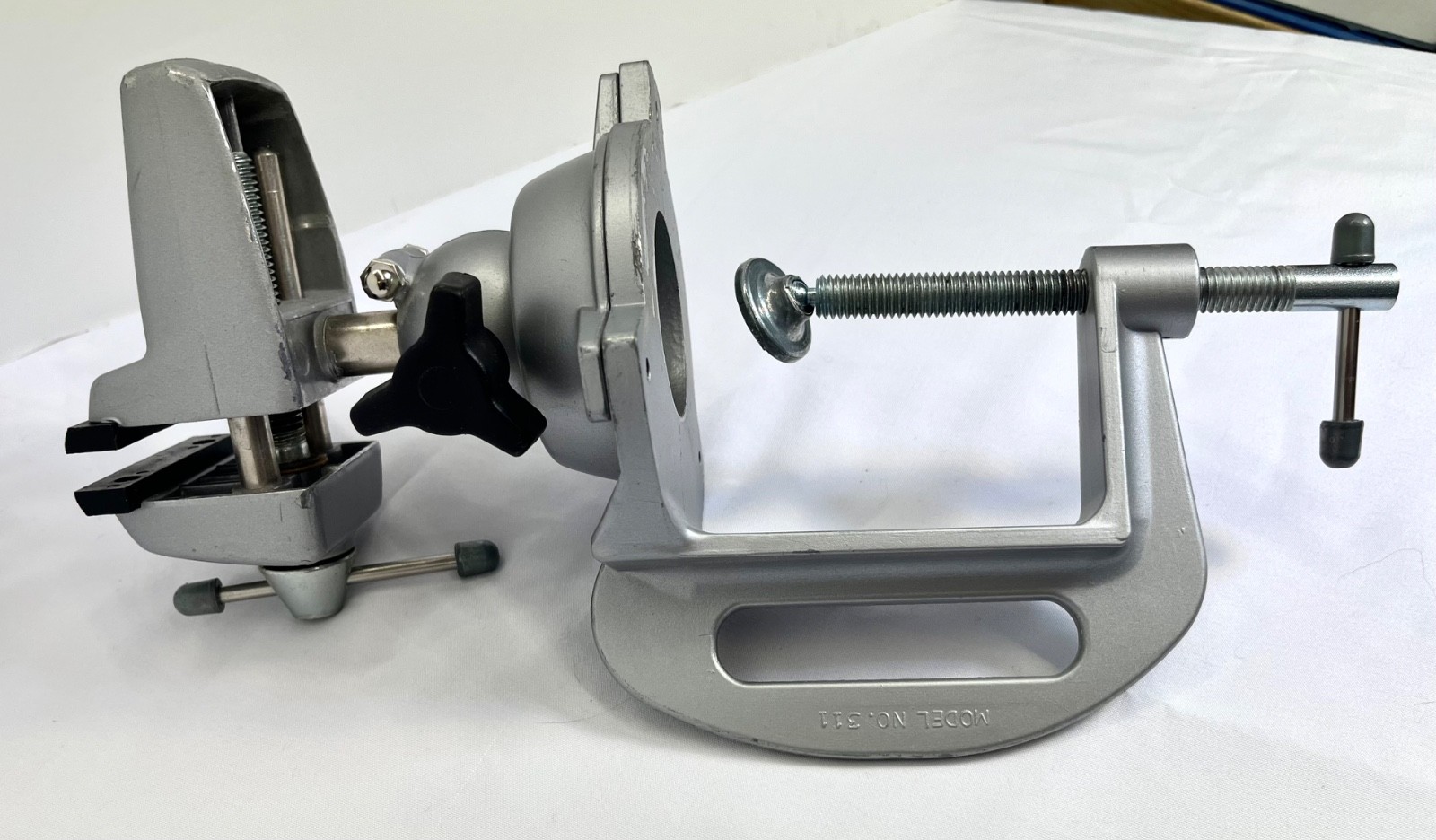 Panavise Standard Head 303 with Low Profile Base, Bench Clamp, and Nylon Jaws gallery