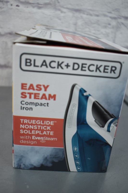 Black + Decker Easy Steam Compact Iron NEW gallery