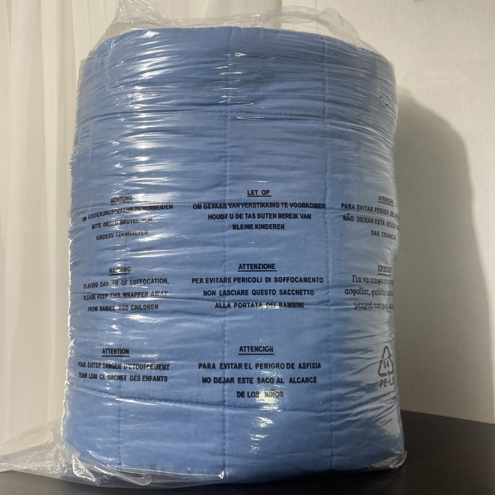 Pillowfort - Blue Twin Comforter Blanket - 66in x 77in gallery