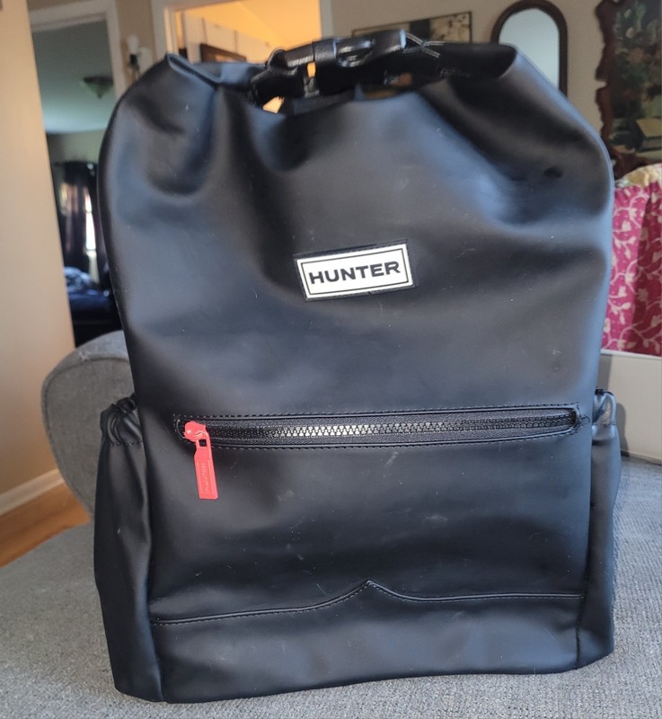 hunter top clip backpack bag black color