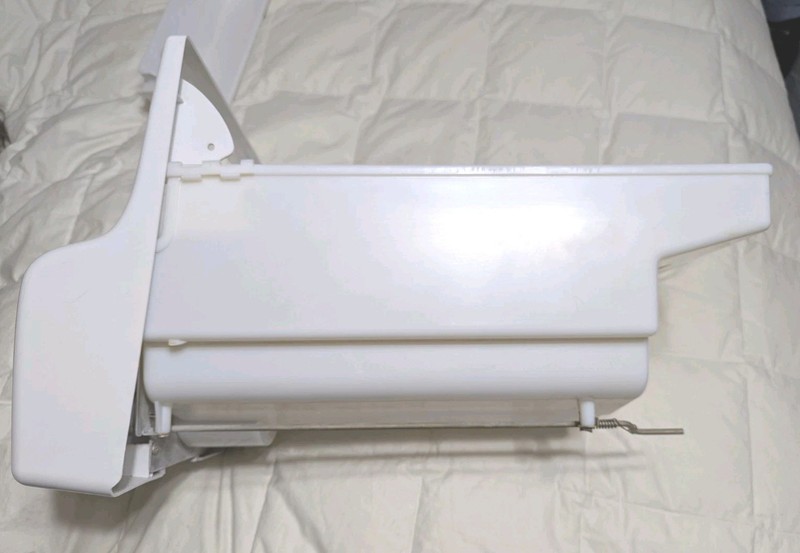 ICE Maker Assembly AUGER Kenmore Frigidaire Refrigerator 240323808 241860803 OEM gallery