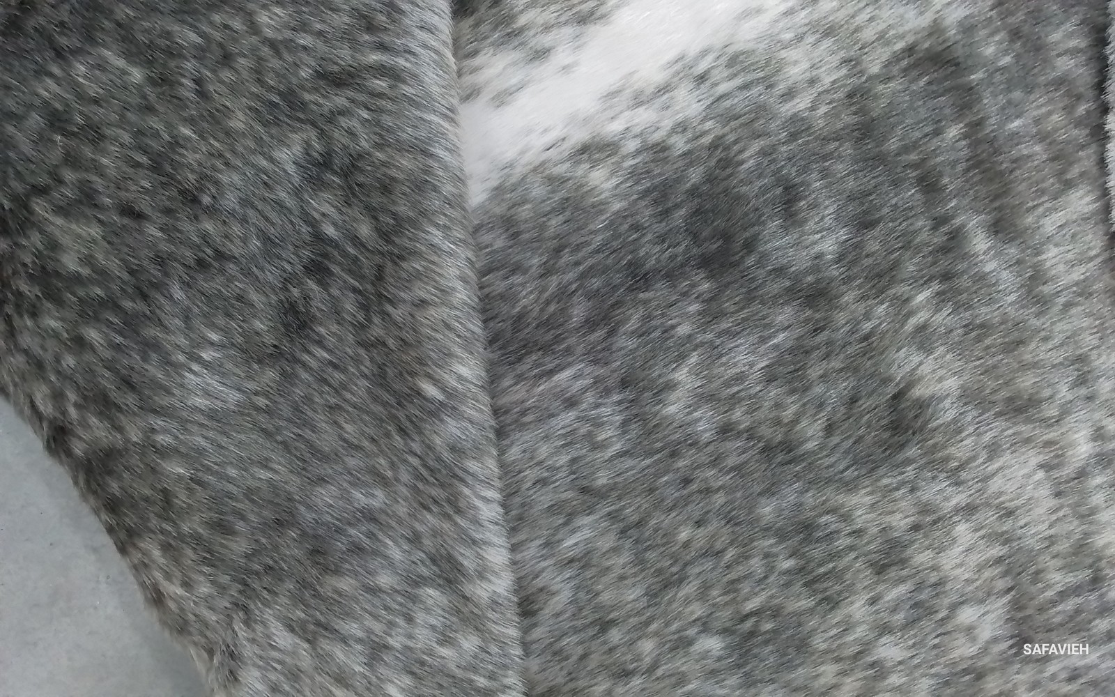 GREY / IVORY 5'-0" x 6'-5" Back Stain Rug, Reduced Price 1172798460 FCH203F-56 gallery