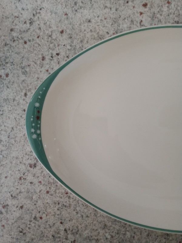 Royal Doulton. Spindrift. D6466. Serving Plate. (37.5cm x 26cm). Made In England gallery