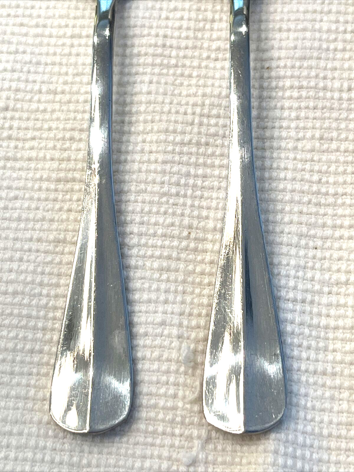 4 Mikasa 18/0 Stainless Appetizer Forks 5” (L) Flatware Set gallery