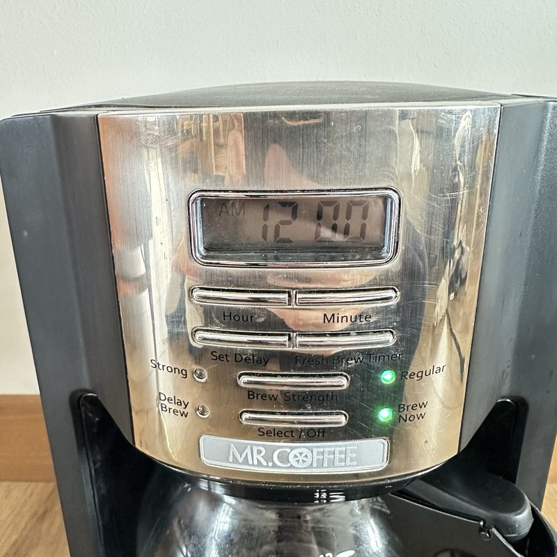 Mr Coffee Programmable 12 Cup Coffee Maker Black Glass Carafe Cleaned gallery