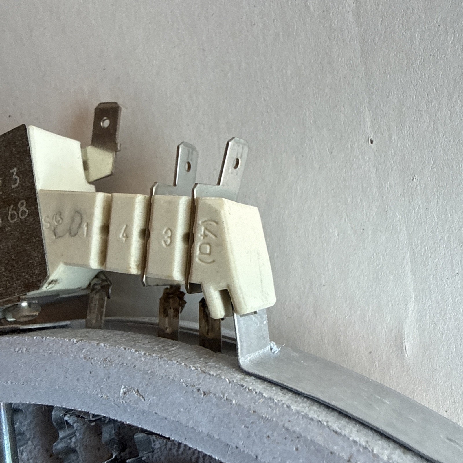 Whirlpool oem oven surface element. W11517959, W10275048 gallery