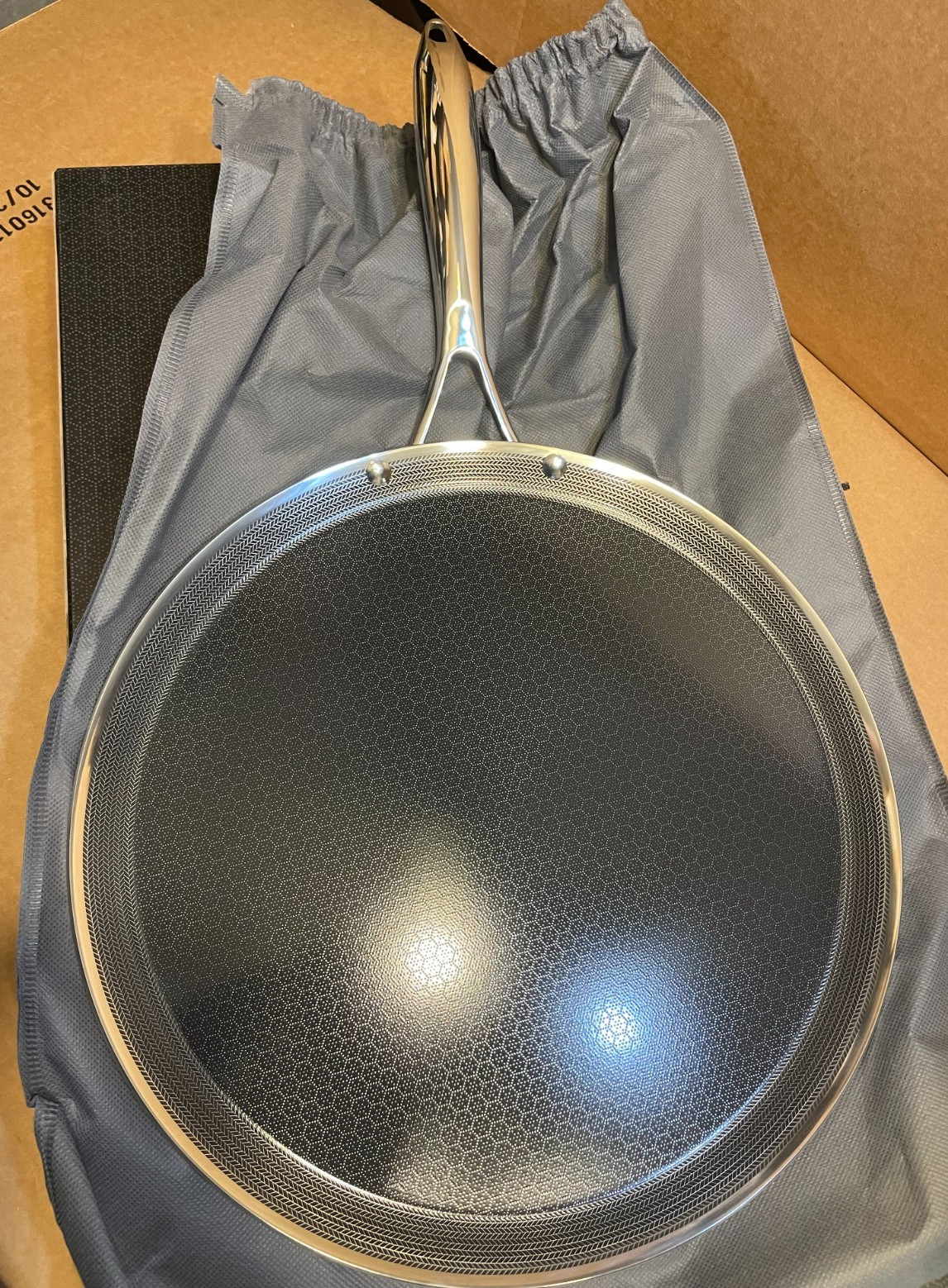 HEXCLAD 13-Inch Hybrid Nonstick Griddle Pan, Oven-Safe, Induction Compatible, gallery