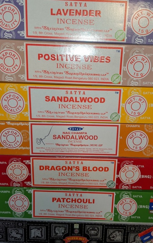 Satya Incense 7 Box Gift Set Assorted Scents 15 Sticks Per Box Aroma Therapy gallery