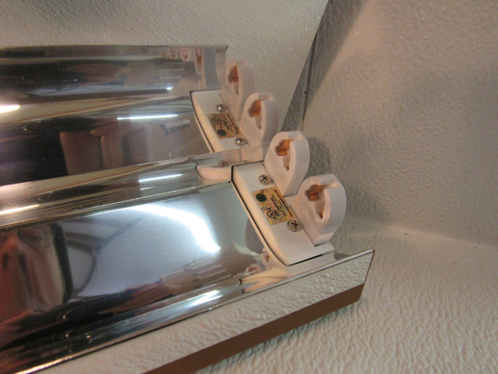 Focal Point 48in Fluorescent Light Fixture Recessed FCV-47-2T8-1C-277-D7-CV-HW gallery
