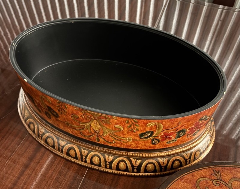 Decorative Chinoiserie Lacquered Storage Box Container w Lid, 19.5" gallery