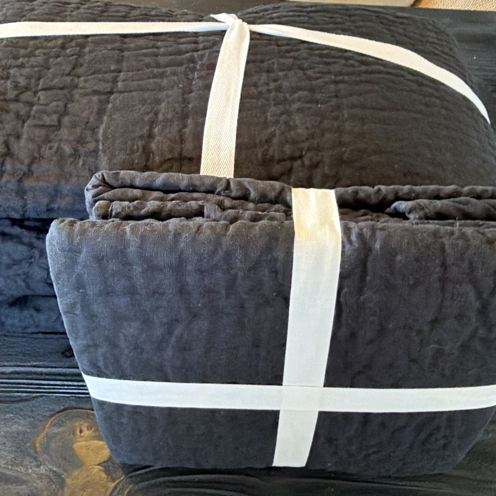 3 PCs Set Pottery Barn Belgian Flax Linen Handcrafted Quilt Queen & Shams Black gallery