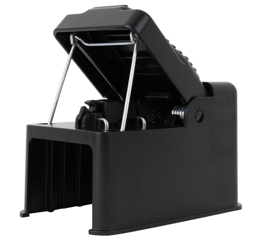 Victor M0626 Black Box Gopher Trap 1 Count gallery