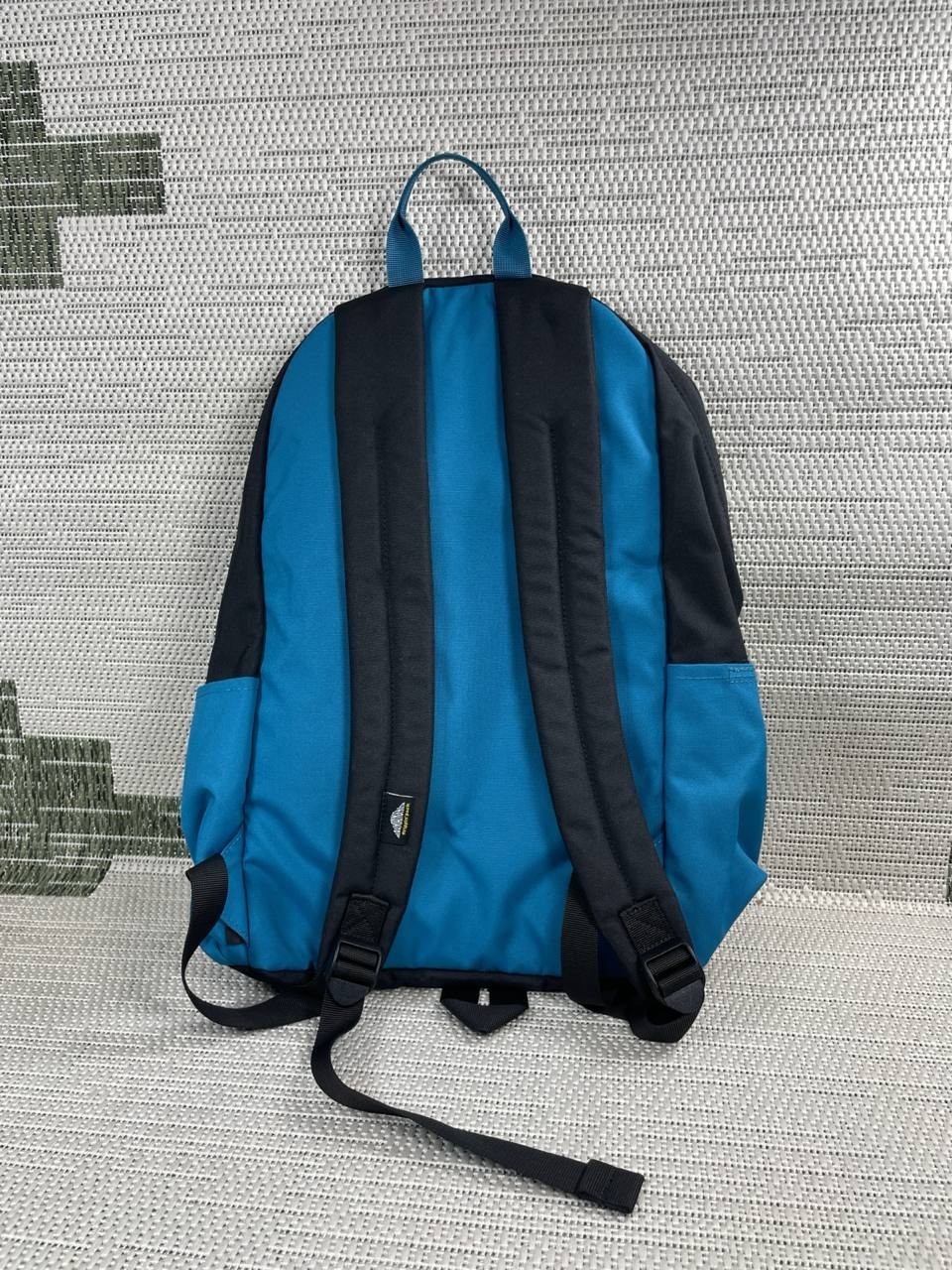 Mountainsmith Backpack Trippin Pack Black Pockets Adjustable Shoulder Camping 3