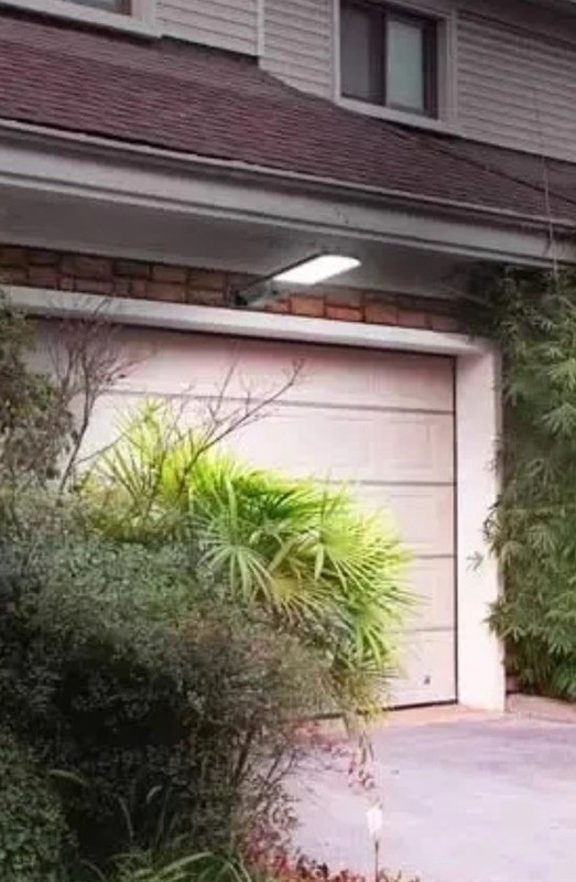 SOL‑R‑BRITE Solar Area Light Motion Activated Yard Driveways Gardens Patio 5000L gallery