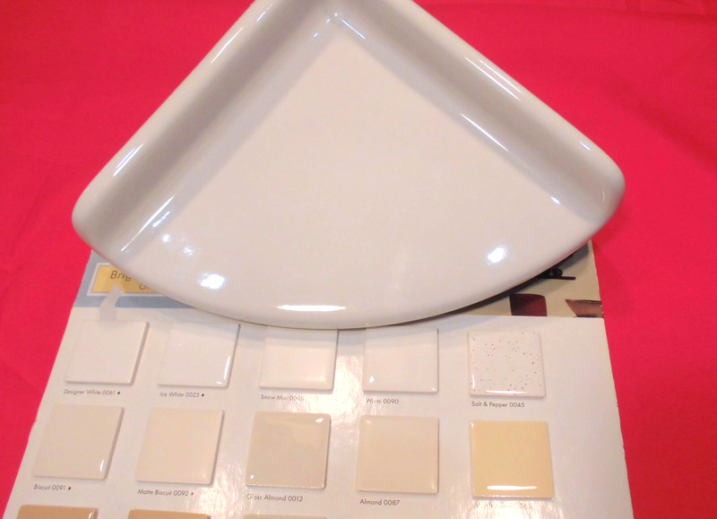 *Glossy White* Ceramic Large 7-1/2" Corner Soap Dish-Shelf-Tray, NEW MINT gallery