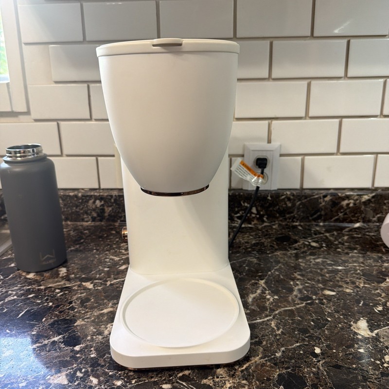 GE Cafe Specialty Drip Coffee Maker Makes 10 Cups with Wi-Fi Matte White TESTED gallery