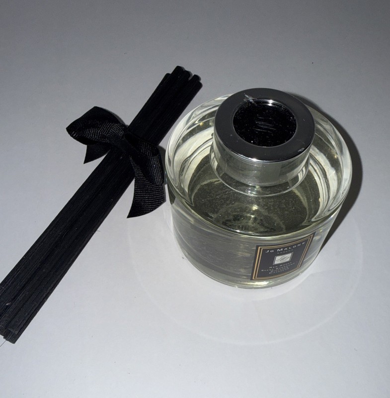 Jo Malone Red Roses Scent Diffuser With Diffuser Reeds 5.6oz/165ml NEW Authentic gallery