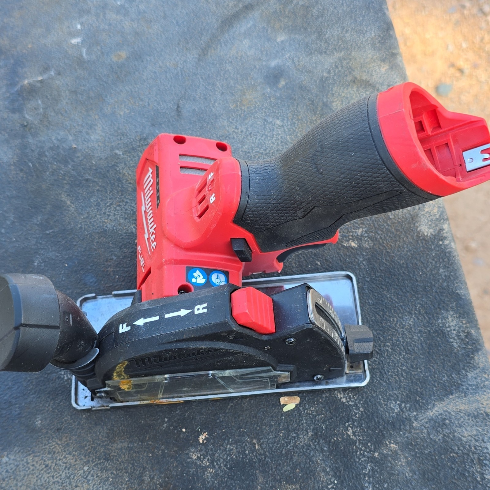 Milwaukee M12 FUEL 3" Cut Off Tool 2522-20 12V Brushless 3in Disc *1 Battery* gallery