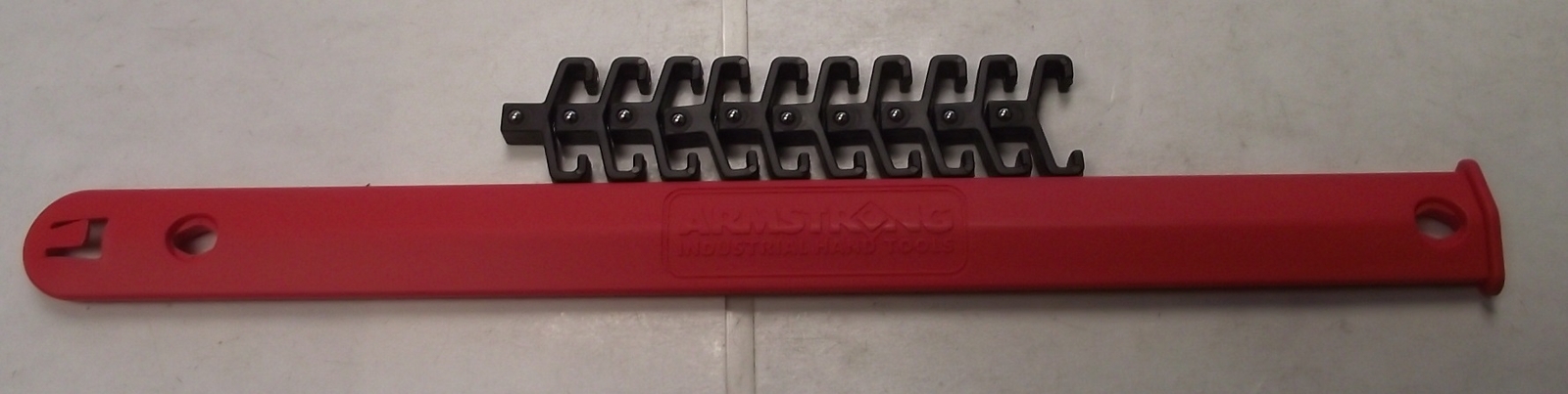Armstrong Socket Rail System with 10 Clips USA gallery
