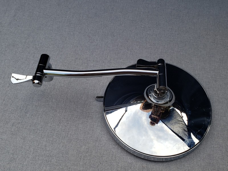 Moen Rain Shower Head 9"- 3 Spray Adjustments- 175 GPM w/ 12" Swivel arm gallery