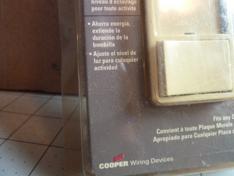 Cooper Slide Dimmer with Preset ---- SI06P-V-K ---- IVORY - 600W/VA - 120VAC gallery