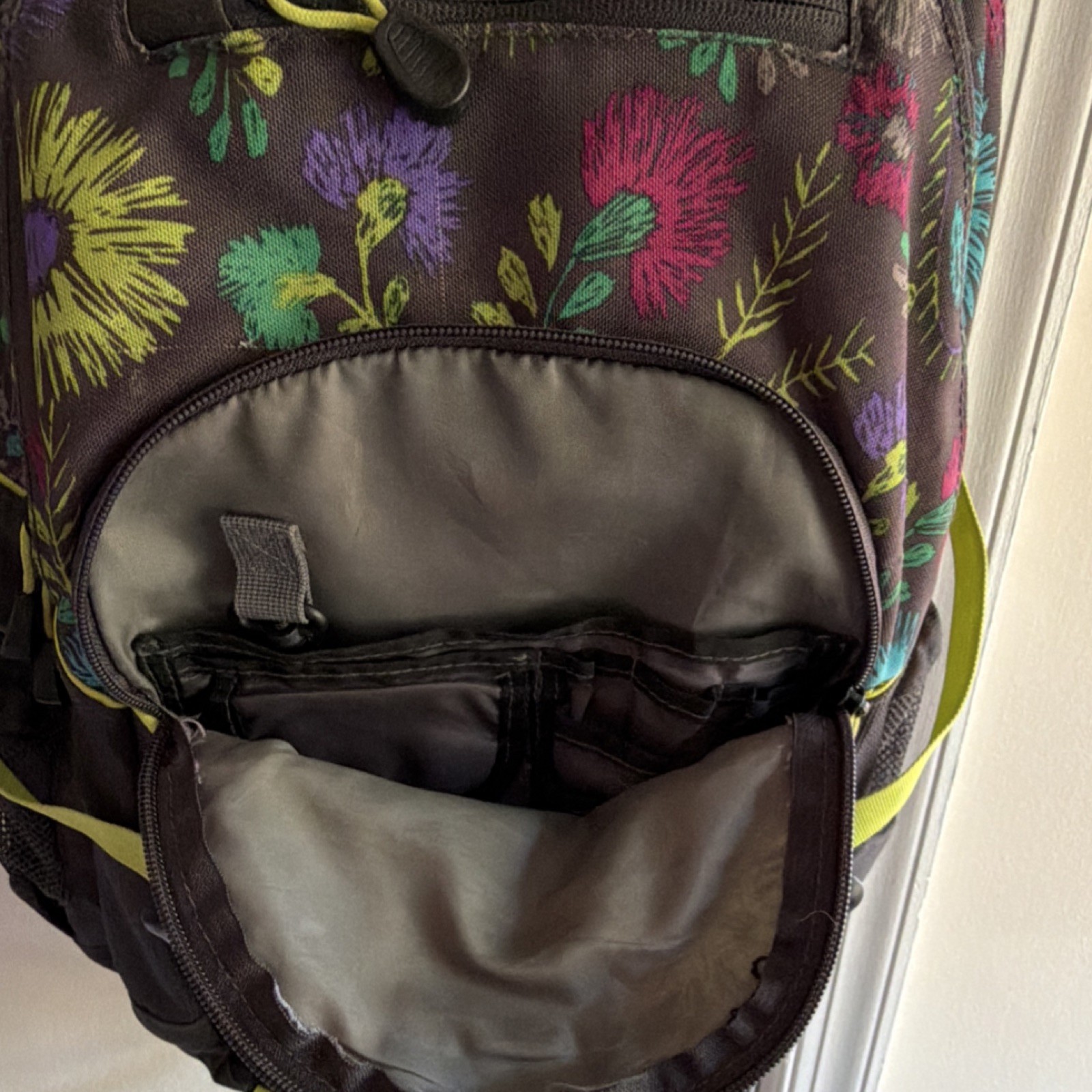 High Sierra Floral Hiking Backpack Black Multicolor 5 Pockets Multifunction 5