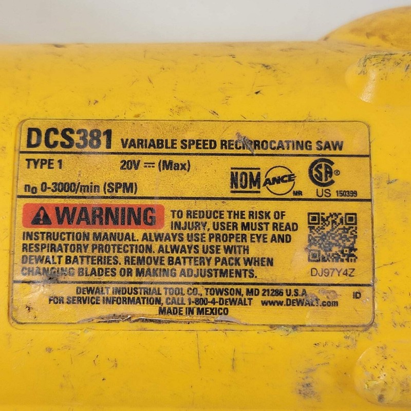 DeWalt DCS381 20V Type 1 Variable Speed Reciprocating Saw gallery
