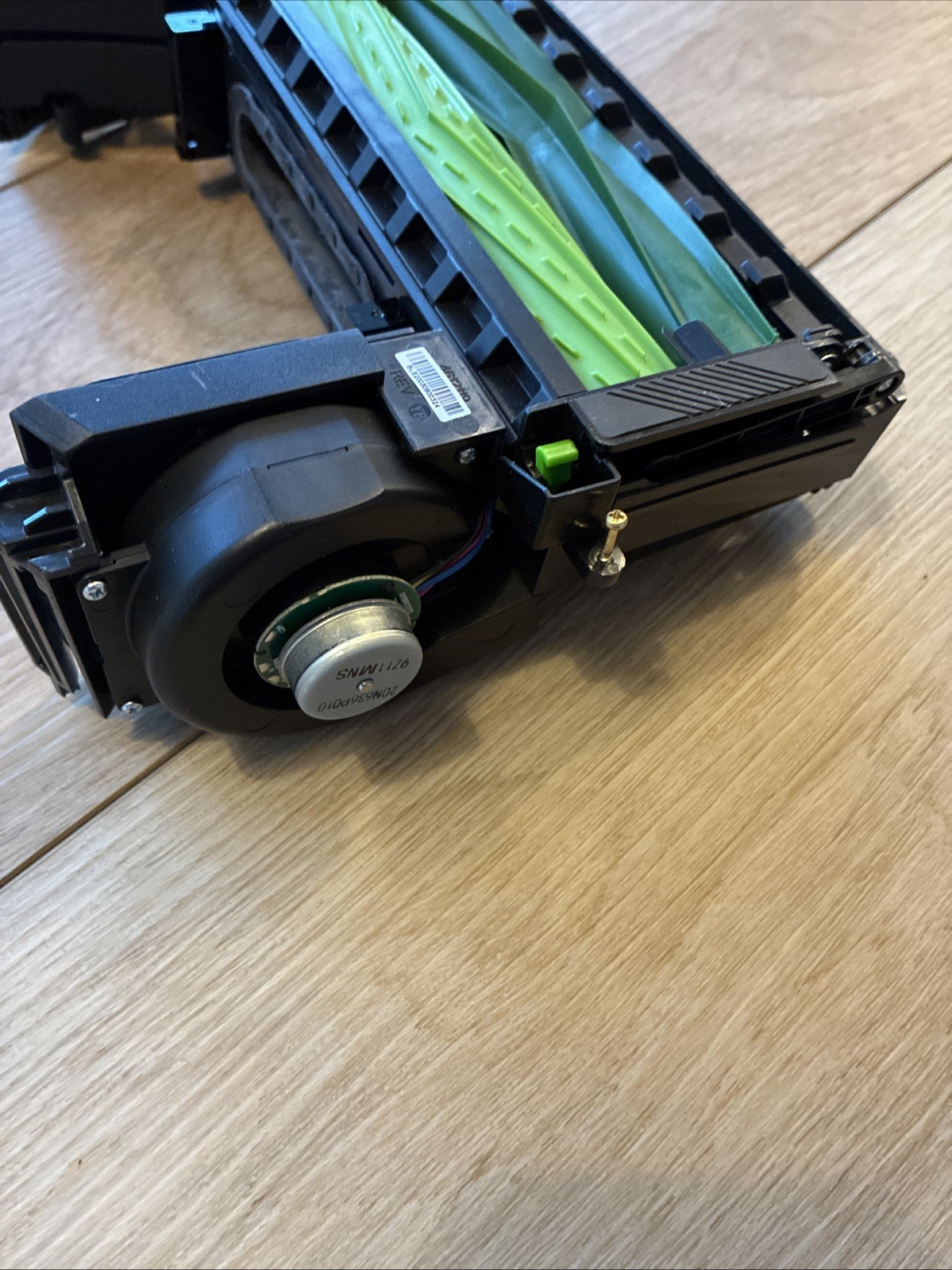 ~ Roomba Cleaning Head Module e6 i1 i2 i3 i4 i5 i6 i7 i8 J5 J6 J7 J8 chm Motor gallery