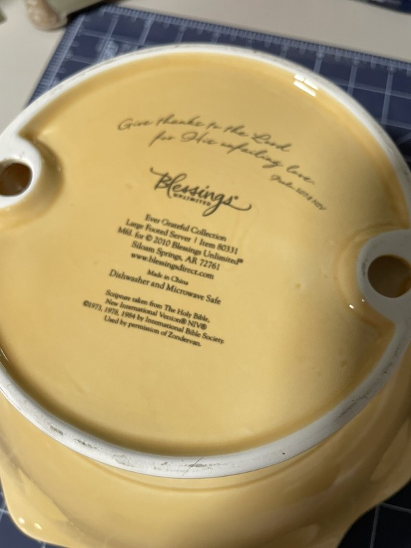 Blessings Unlimited Ever Grateful Collection 10" Footed Bowl 80331 Psalm 107:8 gallery