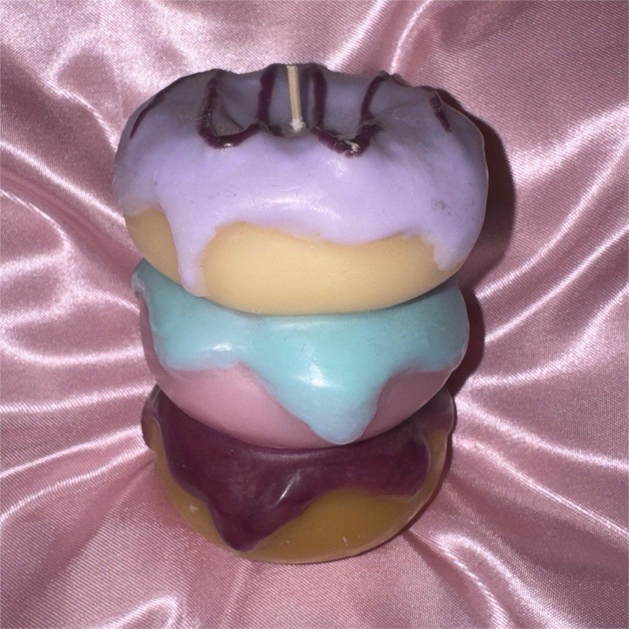 Multicolor Wax Cake-Shaped Decorative Specialized Candle, Unscented, 1 Pack gallery