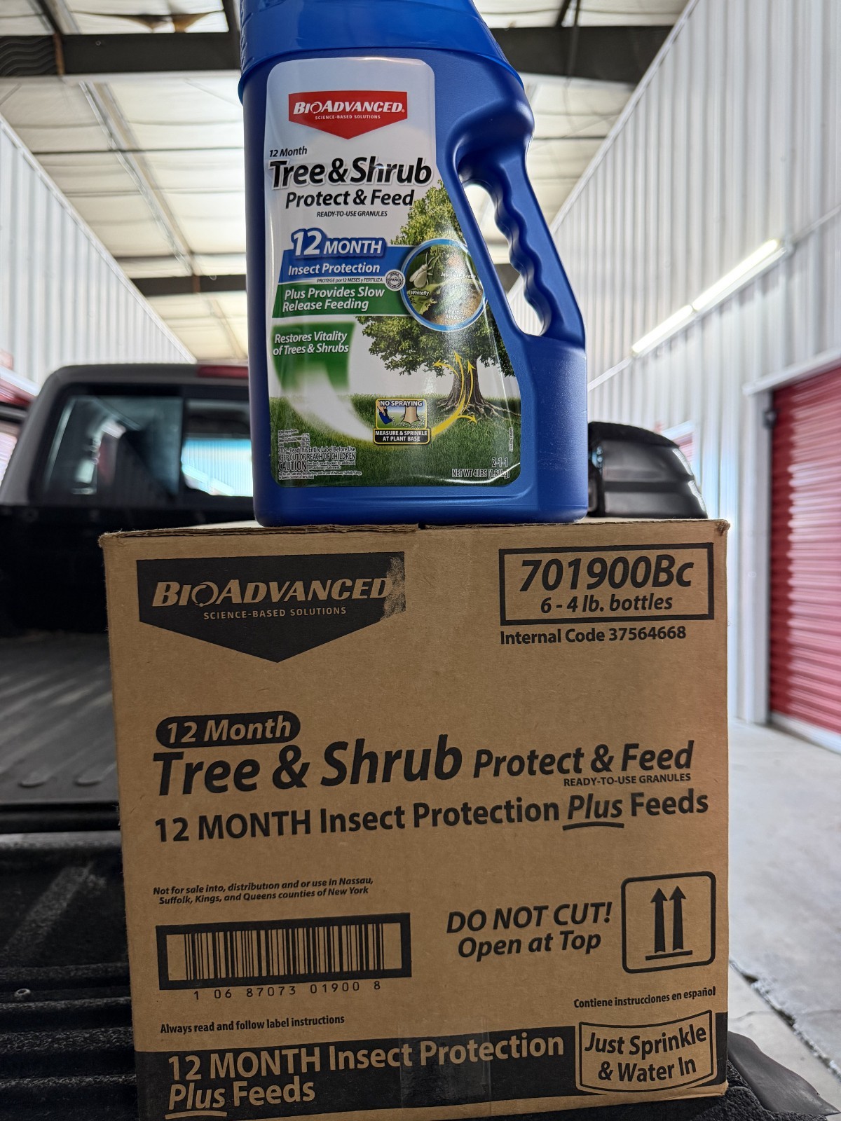 BioAdvanced Tree and Shrub Protect and Feed, Granules, 4 lb (Case of 6) gallery