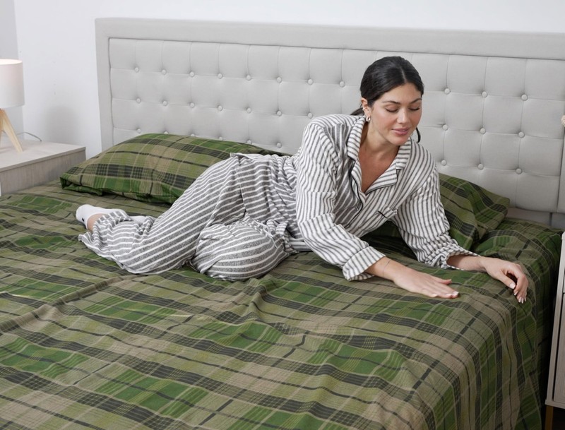 RUVANTI 100% Cotton 4 Pcs Flannel Sheets Green & Grey Plaid Full Sheets , Deep gallery