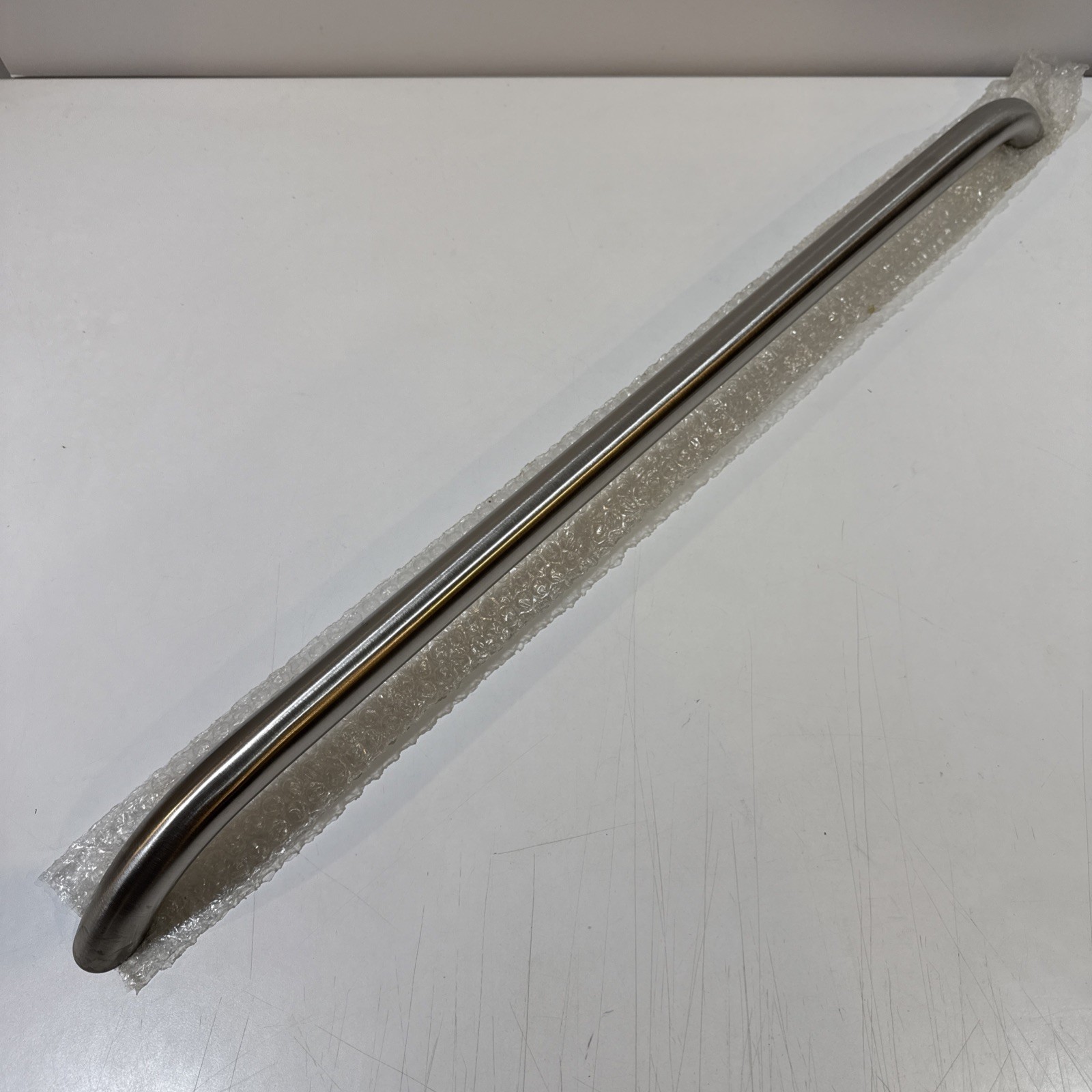 NEW Genuine GE WR12X10744 Refrigerator Door Handle *FREE SHIPPING* gallery