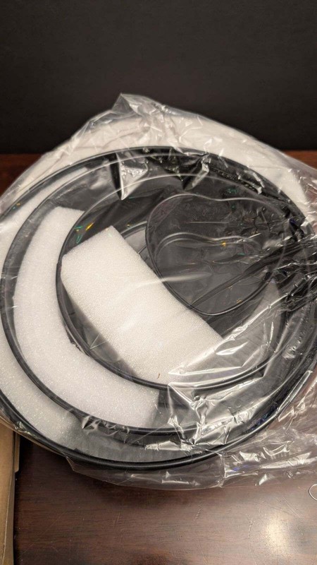 New Spring Form Cake Pans Set Of 4 Stackable Approx. 4,7,9,10 In. NIB gallery