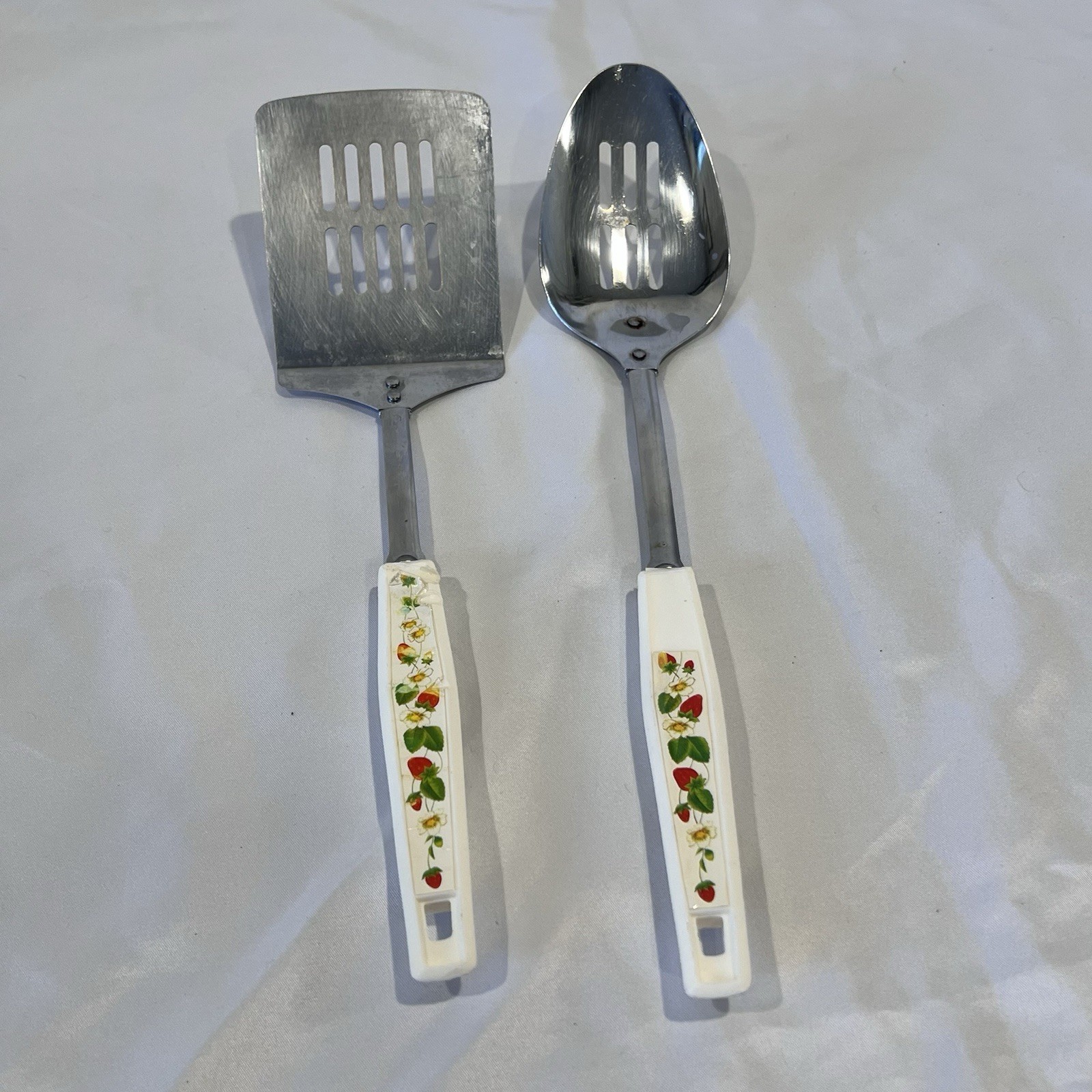 Vintage Strawberry Kitchen Utensil Set Slotted Spoon Turner Japan Plastic gallery