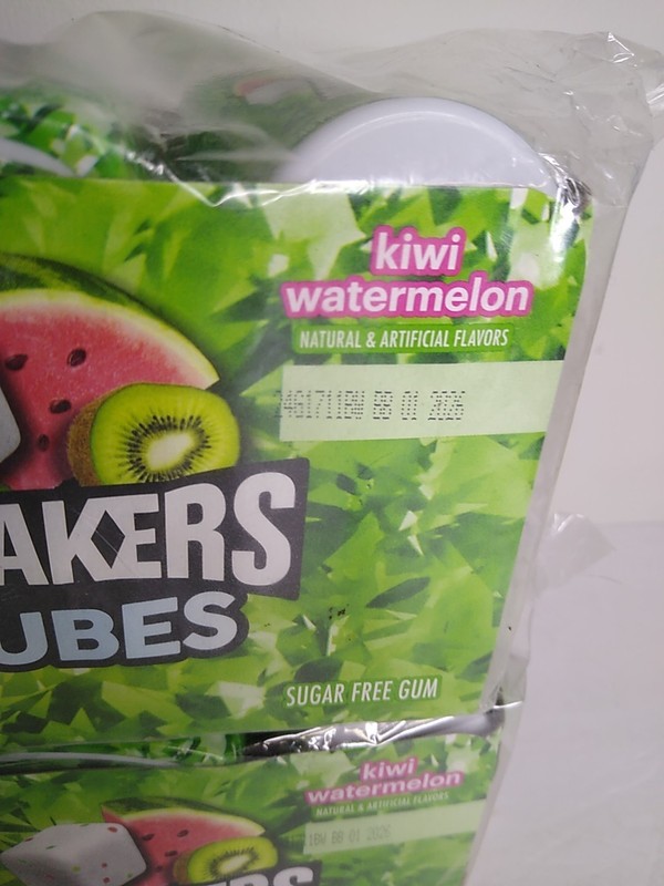 2x Ice Breakers Ice Cubes Sugar Free Chewing Gum Xylitol Kiwi Watermelon 6 Pack gallery