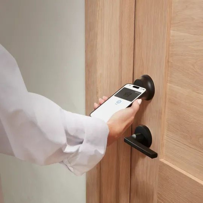 Level Smart Lock Bundle Lock+ / Connect / Keypad Matte Black | New in Wrap gallery