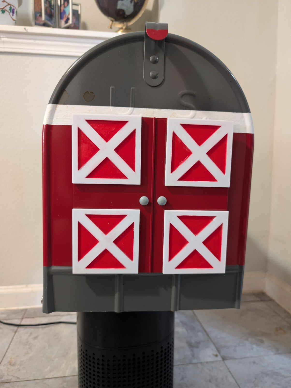 Custom Farmhouse Mailbox - Large gallery