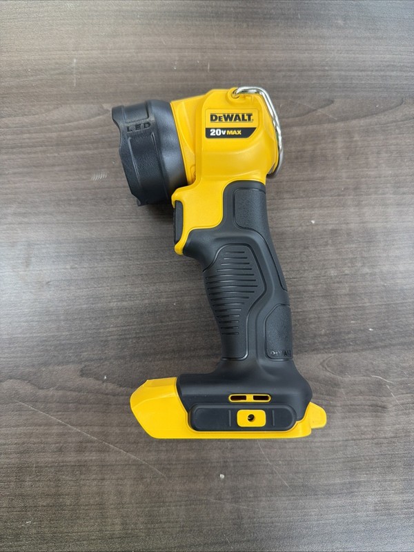 DEWALT 20V MAX LED Work Light, Flashlight DCL040 - Black/Yellow P22 gallery