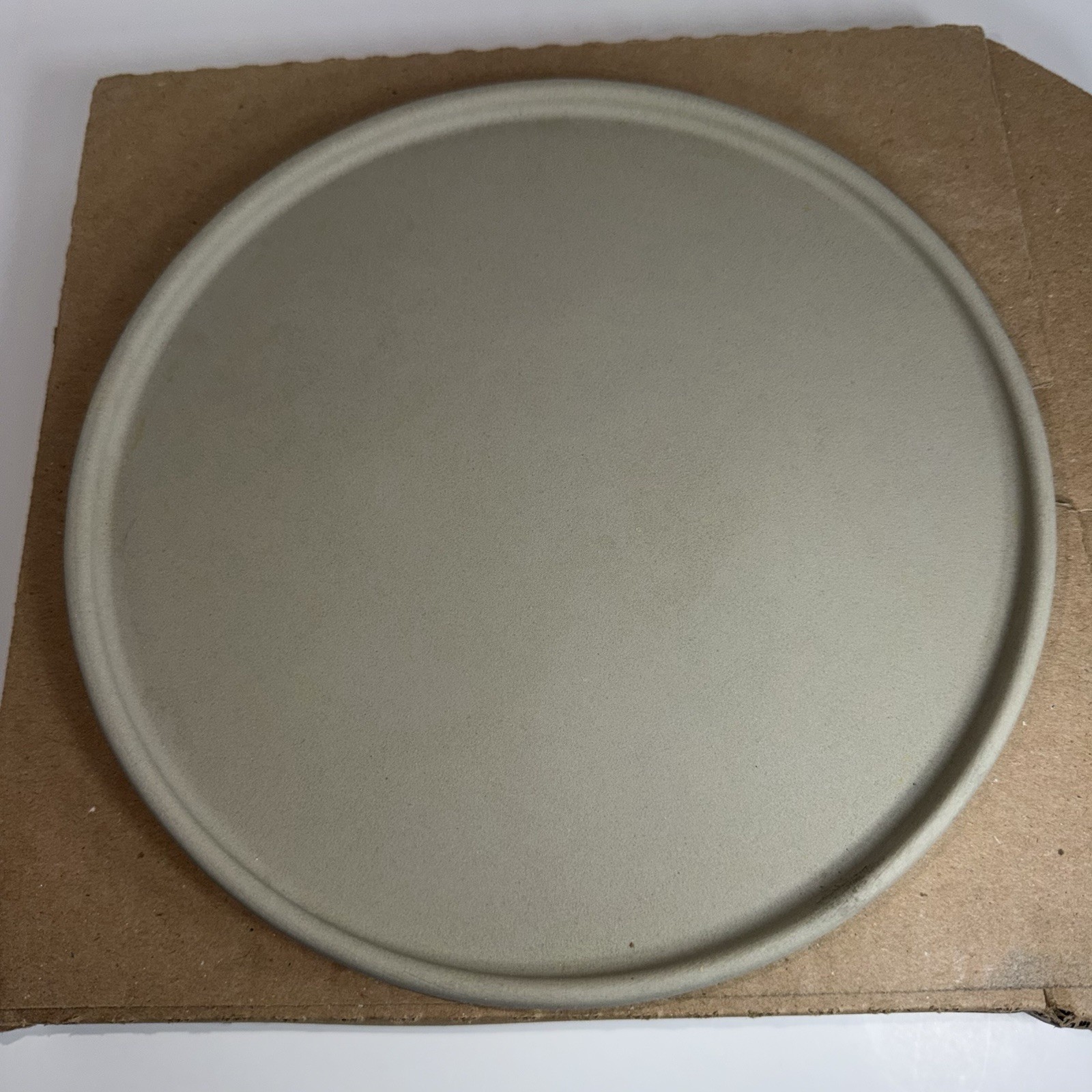Pampered Chef Personal Size Round Pizza Stone #1387 NIB gallery