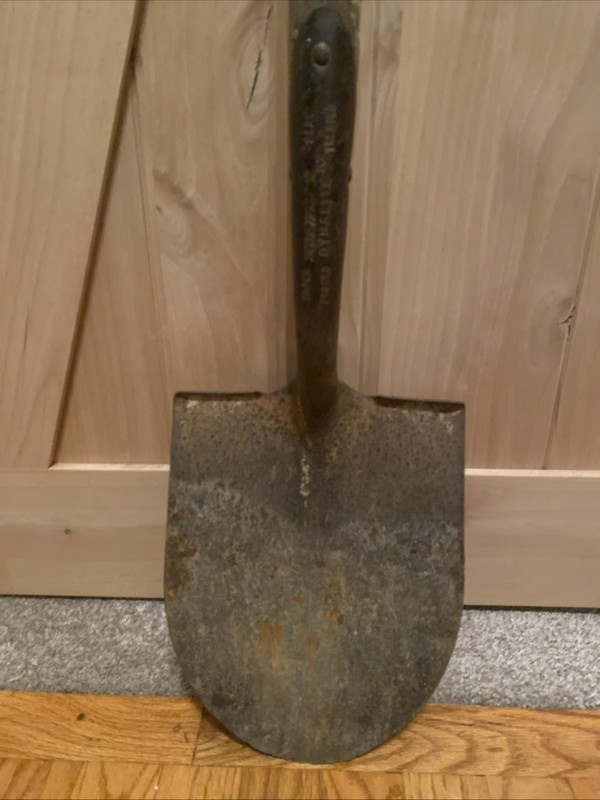 Vintage TRUE TEMPER DYNALITE Razor Back Coal Clam Shovel Antique Farm Tool Decor gallery