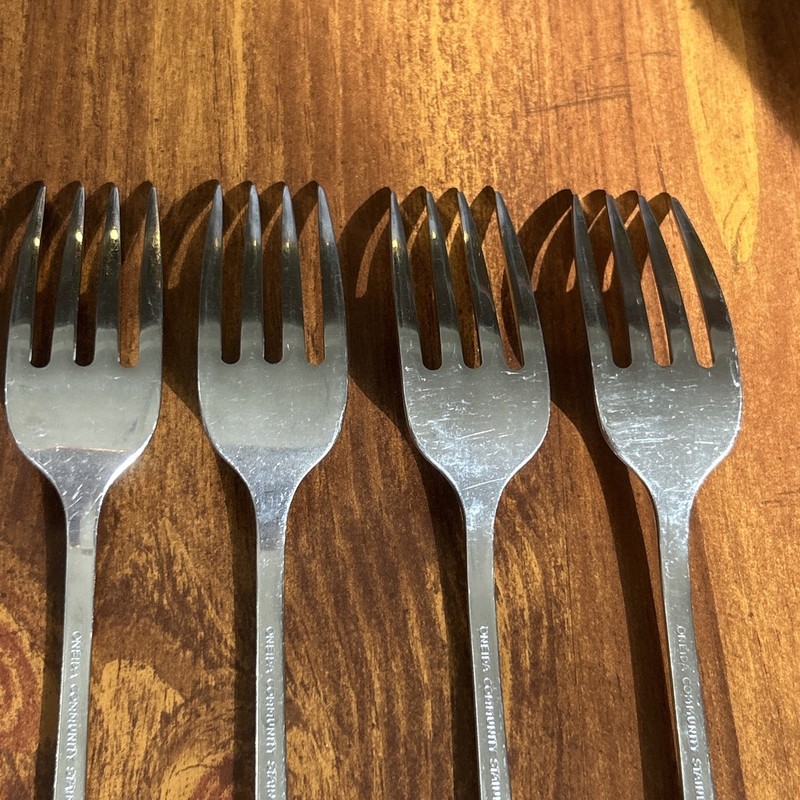 4 Oneida Community Stainless Patrick Henry Dinner Forks 7-1/4" Flatware gallery