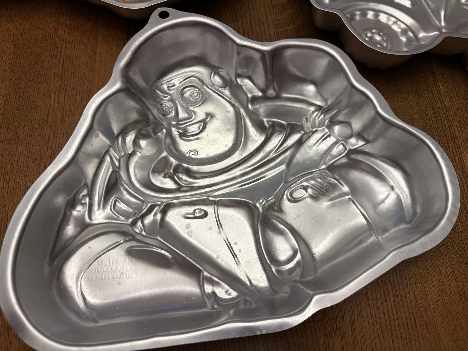 Wilton Disney Buzz Lightyear Shaped Cake Pan Aluminum Non-Stick Silver gallery